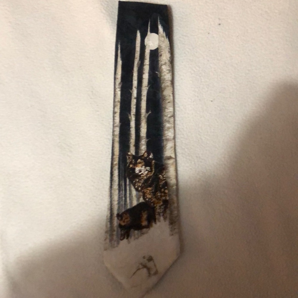 Endangered Species Tie